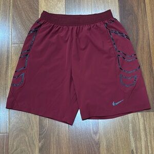 Men's Nike Vapor Flex Woven Training Shorts 8" Ins, Red, M 684825-678